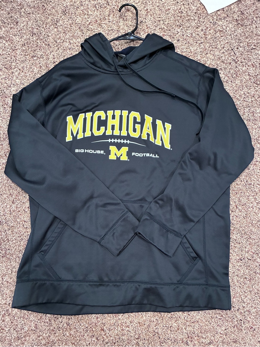 💛 U of M - Michigan Football Hoodie